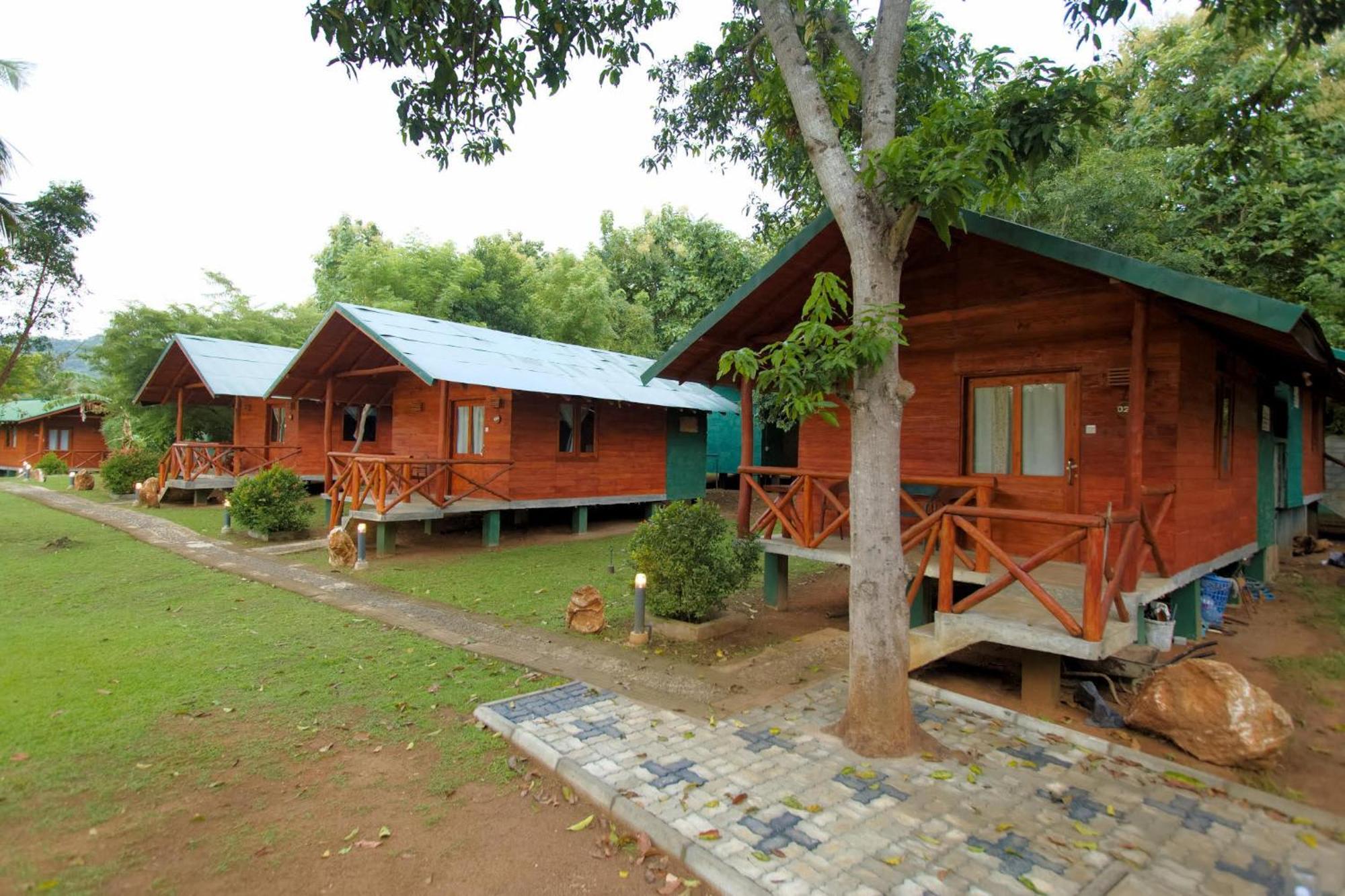The Mastodon Valley Safari Resort Udawalawe Exterior foto
